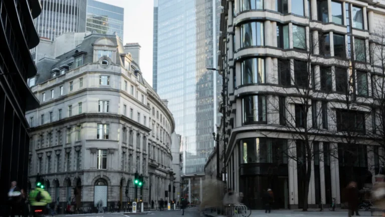 Plan zamknięcia Oxford Street dla samochodów nabiera tempa